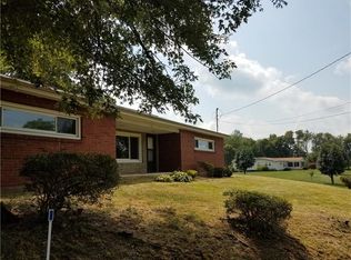 37 Harrison Rd, Elizabeth, PA 15037