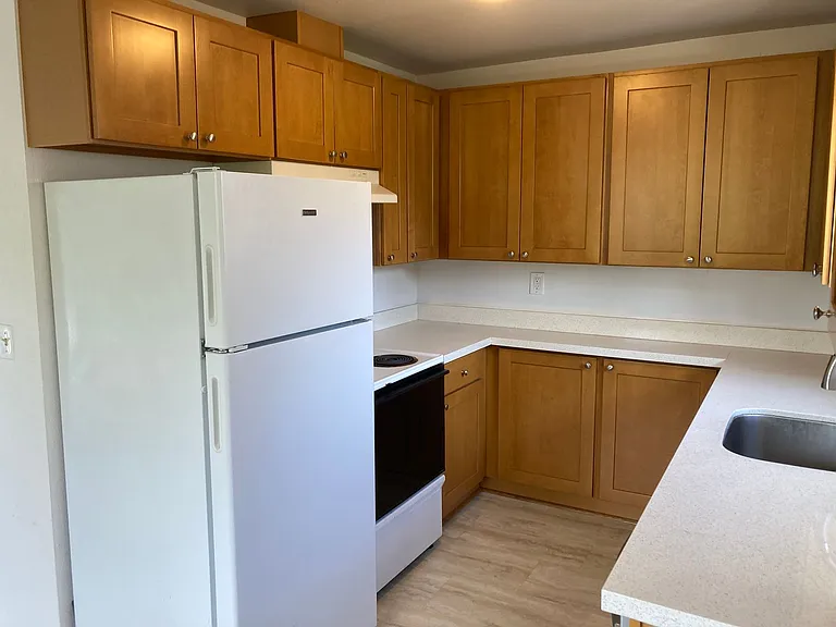6549 California Ave SW — Photo 22