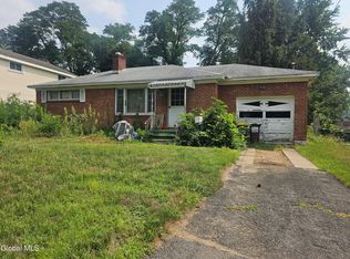 1041 6th St, Schenectady, NY 12303