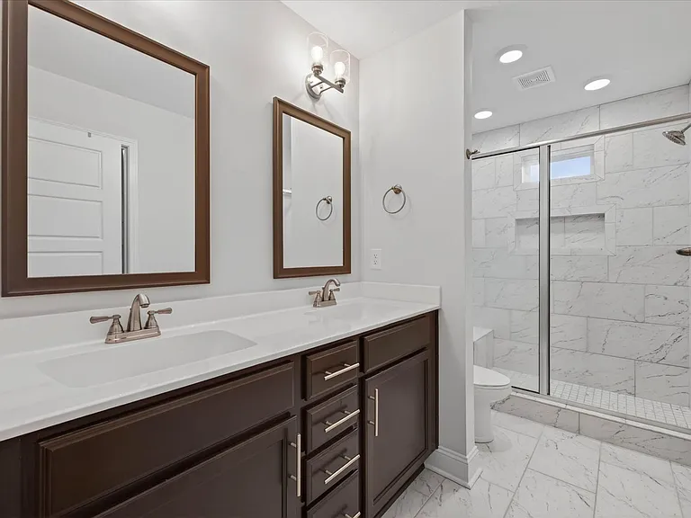 1437 Citadel Dr — Photo 27