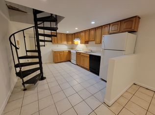 1915 Green St APT 1E, Philadelphia, PA 19130
