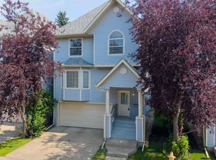 1670 Jamha Rd NW #111, Edmonton, AB T6L7B3