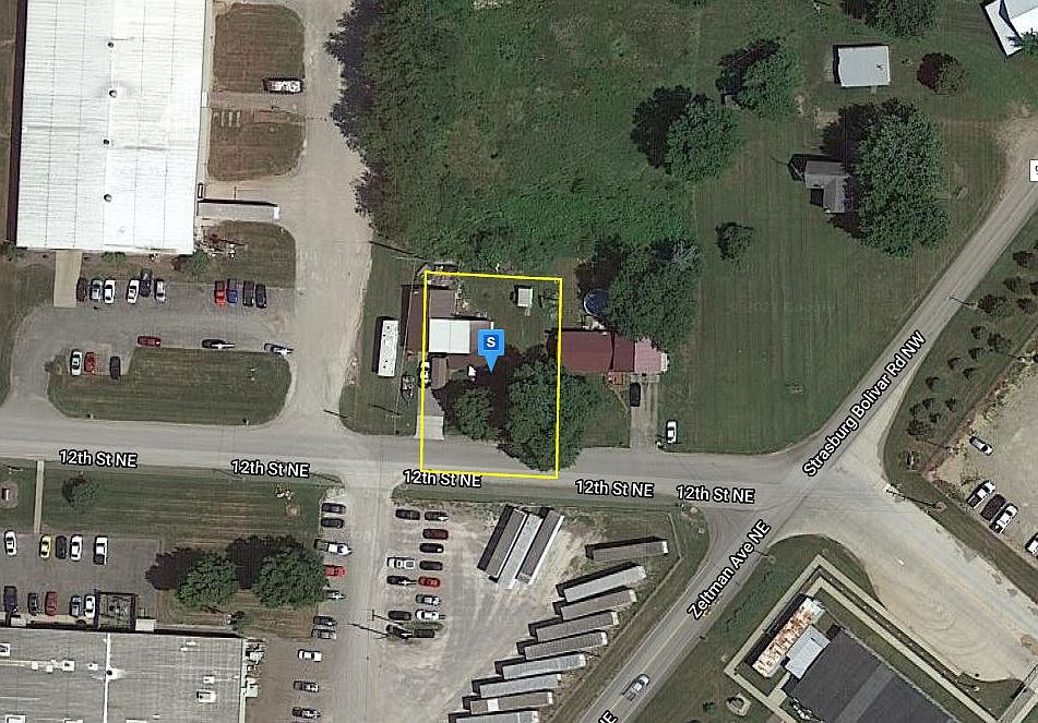 1st image of 219 12th St NE
