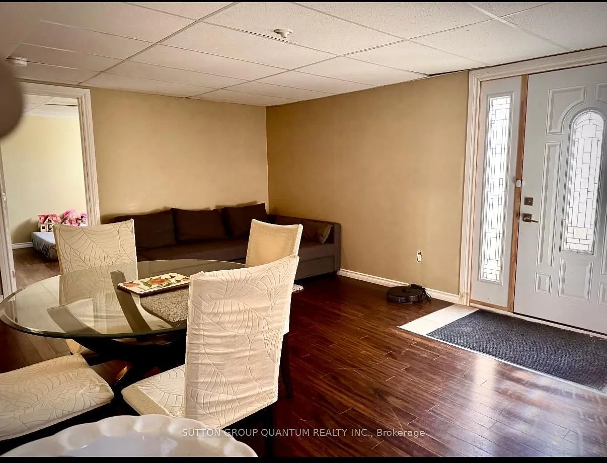 6 bed, $1,500 — Photo 4
