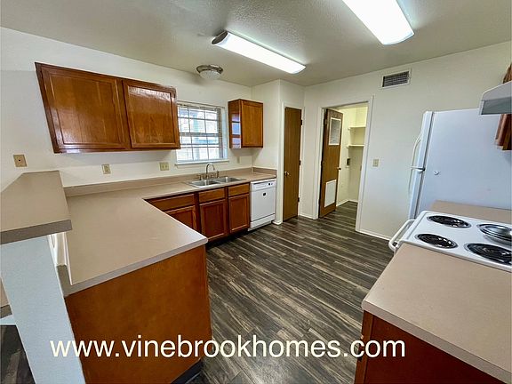5th image of 4141 Lew Wallace Dr