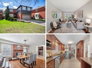 28 Bowes Garden Ct, Toronto, ON M1C 4L8