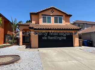 1046 Saint Raphael Dr, Bay Point, CA 94565