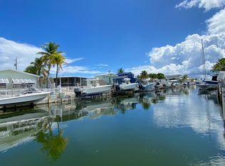 215 Banyan Ln, Tavernier, FL 33070