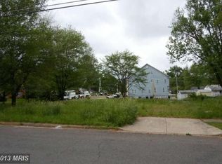 7651 Royston St, Annandale, VA 22003