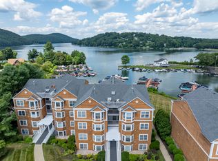 10 Hayestown Rd APT 29, Danbury, CT 06811