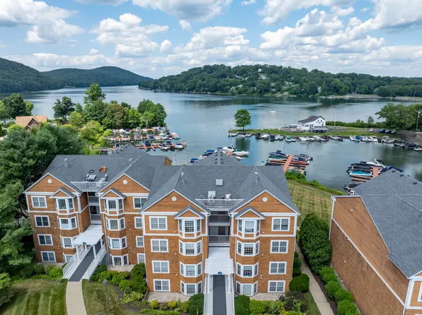 10 Hayestown Road #2-9, Danbury, CT 06811