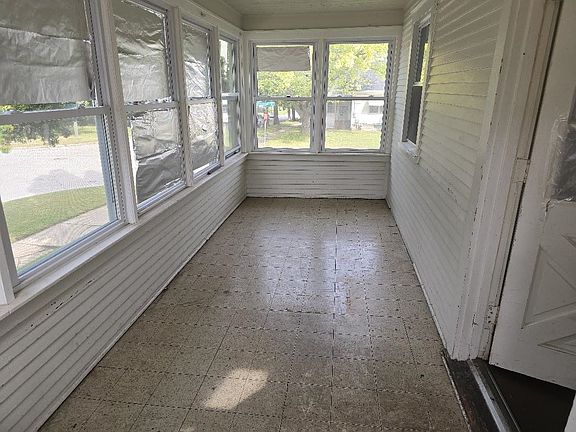 3rd image of 523 Alliance Ave
