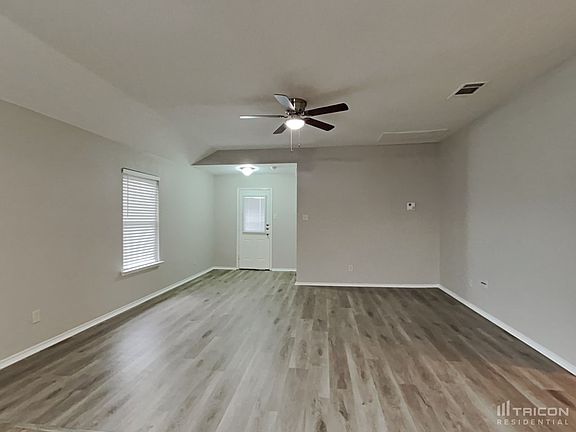 4th image of 2701 Wynngate Dr