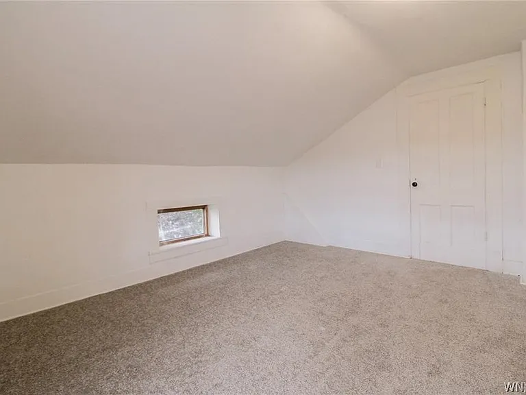 15634 Lakeshore Rd — Photo 33