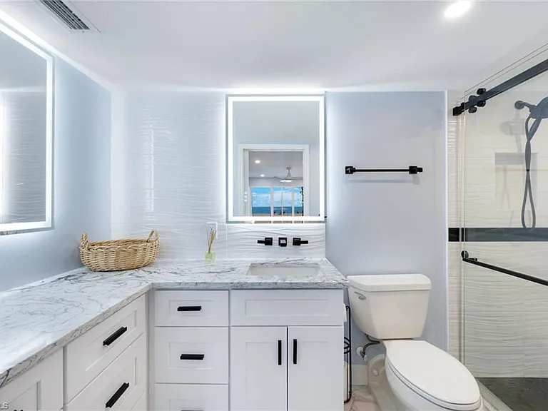 26000 Hickory Blvd #105 — Photo 12