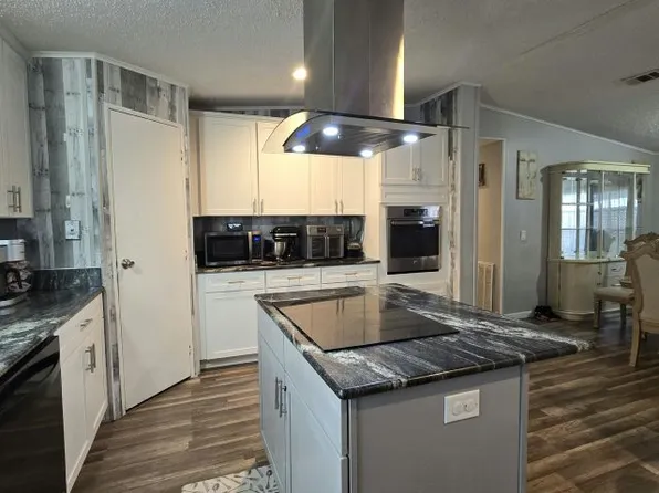 1123 Walt Williams Rd #98, Lakeland, FL 33809