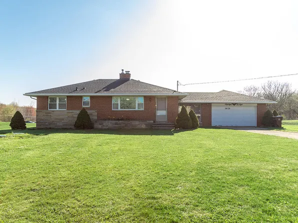 5828 Hartel Rd, Potterville, MI 48876