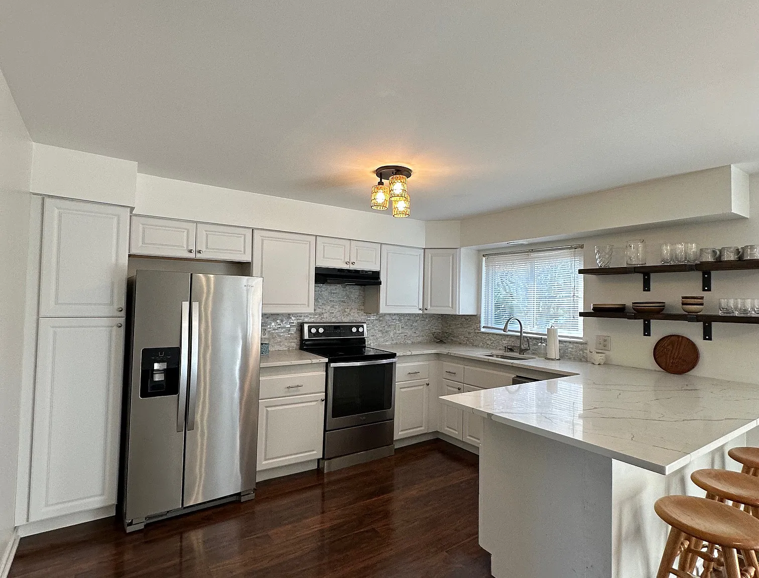 2 bed, 2.5 bath, 1800 sqft, $3,175 — Photo 4