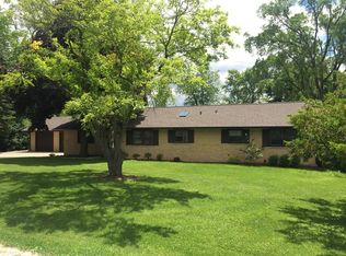6147 Ivanhoe Ave, Lisle, IL