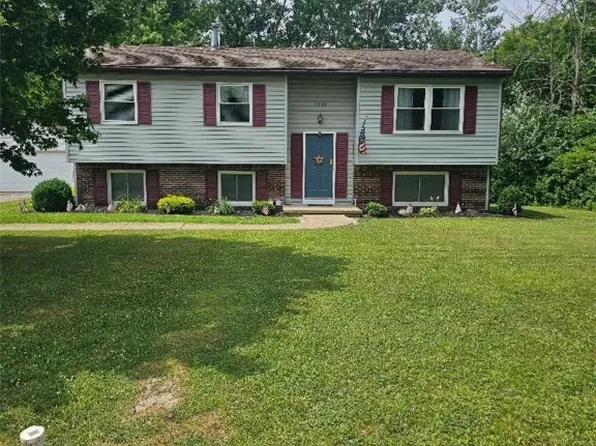 3930 Taylor Rd, Orchard Park, NY 14127