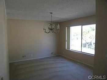 3rd image of 2928 Oakwood Ln