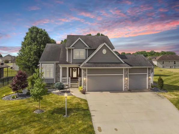 1209 E Houston St, Garrett, IN 46738