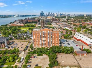 250 E Harbortown Dr APT 1104, Detroit, MI 48207