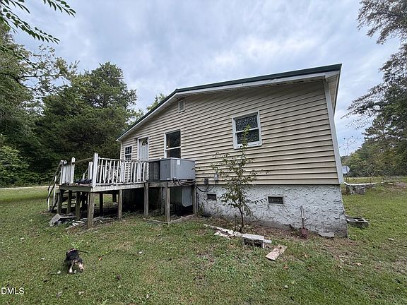 5th image of 2565 Streets Ferry Rd