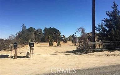 4th image of 7494 Mojave Tropico Rd