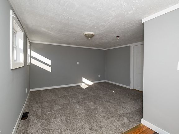 2nd image of 205-207 High St