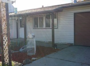360 S Center St, Fernley, NV 89408