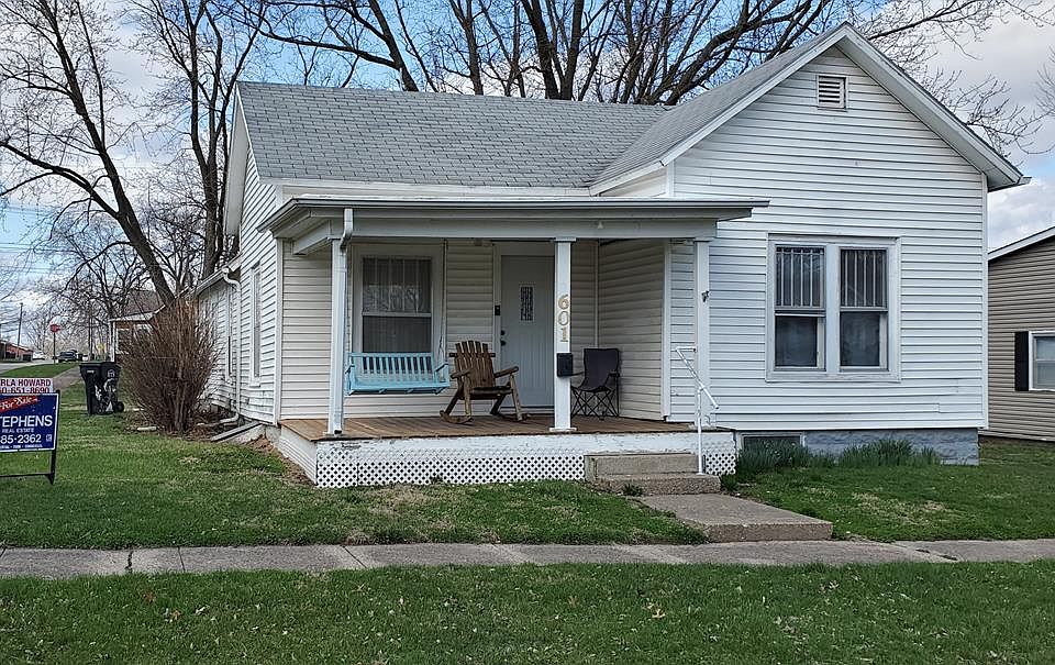 1st image of 601 E Hickory St