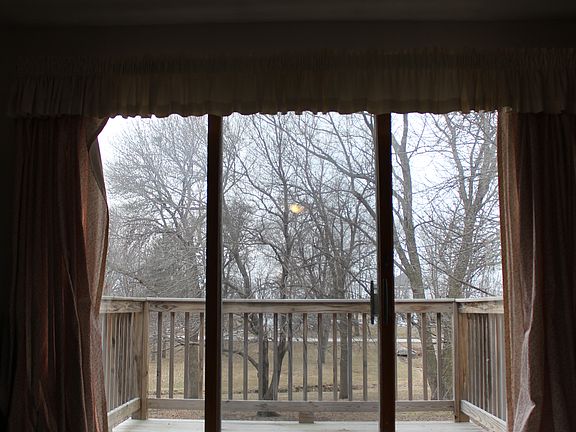 LR view to back deck