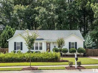 300 E Quailwood Dr, Fuquay Varina, NC 27526