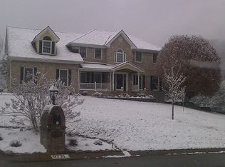 9721 Frost Creek Dr, Ooltewah, TN 37363