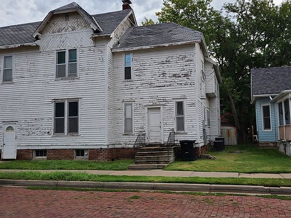 2nd image of 413-415 W South St
