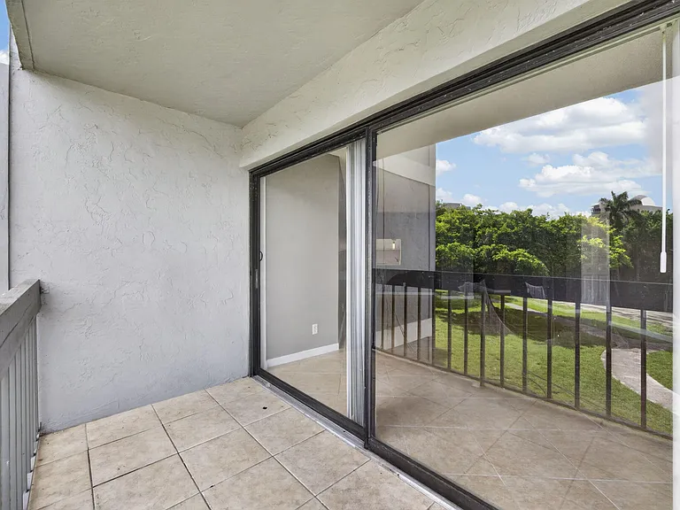 1900 N Congress Ave #201 — Photo 8