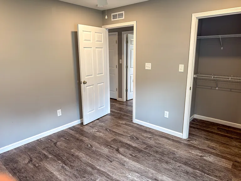 1430 S Main St #5 — Photo 13