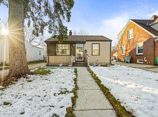 5163 N 62nd St, Milwaukee, WI 53218