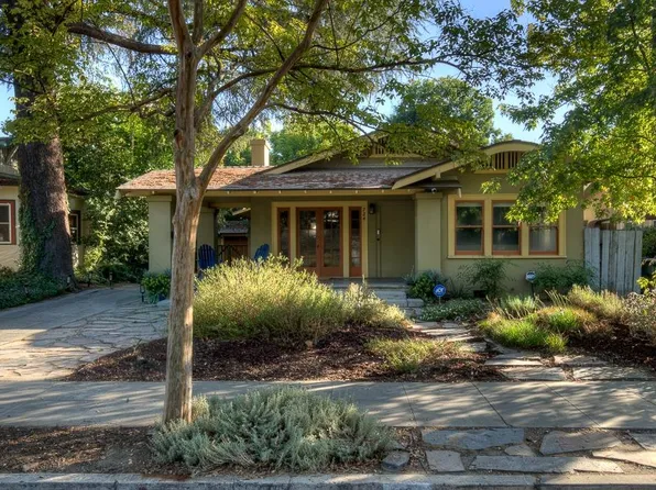 724 E Weldon Ave, Fresno, CA 93704