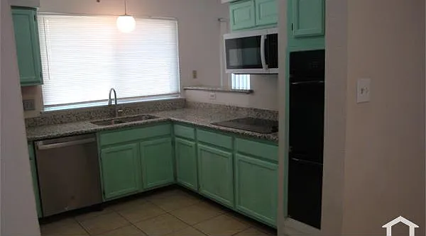 10519 Walnut Glen Dr — Photo 16