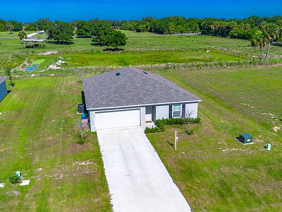 5th image of 1305 NW 7th Avenue