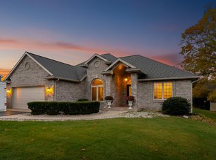 8420 S 12th St, Portage, MI 49024