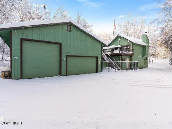 20149 Chugach Park Dr, Chugiak, AK 99567
