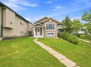 176 S Taracove Estate Dr NE, Calgary, AB T3J4R2