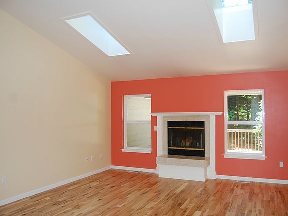 2nd image of 165 Fairbreeze Dr
