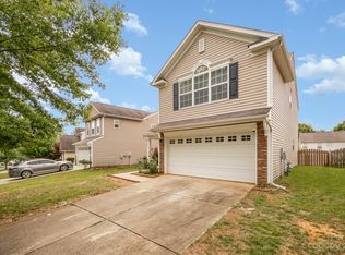 5529 Wyalong Dr, Charlotte, NC 28227
