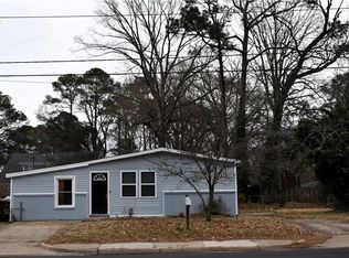 1209 Sparrow Rd, Chesapeake, VA 23325