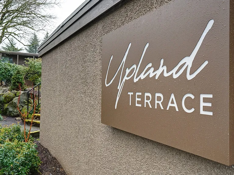 Upland Terrace — Photo 30