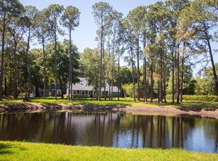 31 Oakwood Rd, Winter Haven, FL 33880